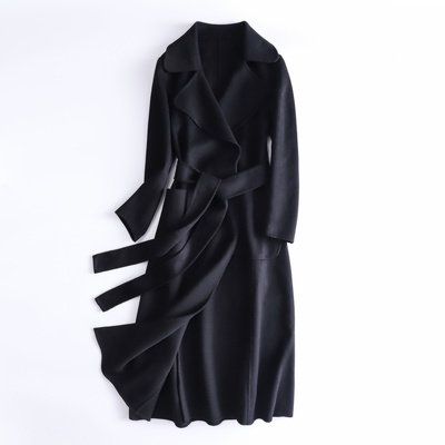 女裝平鋪圖與平拍圖 時尚攝影中的專業展示方式